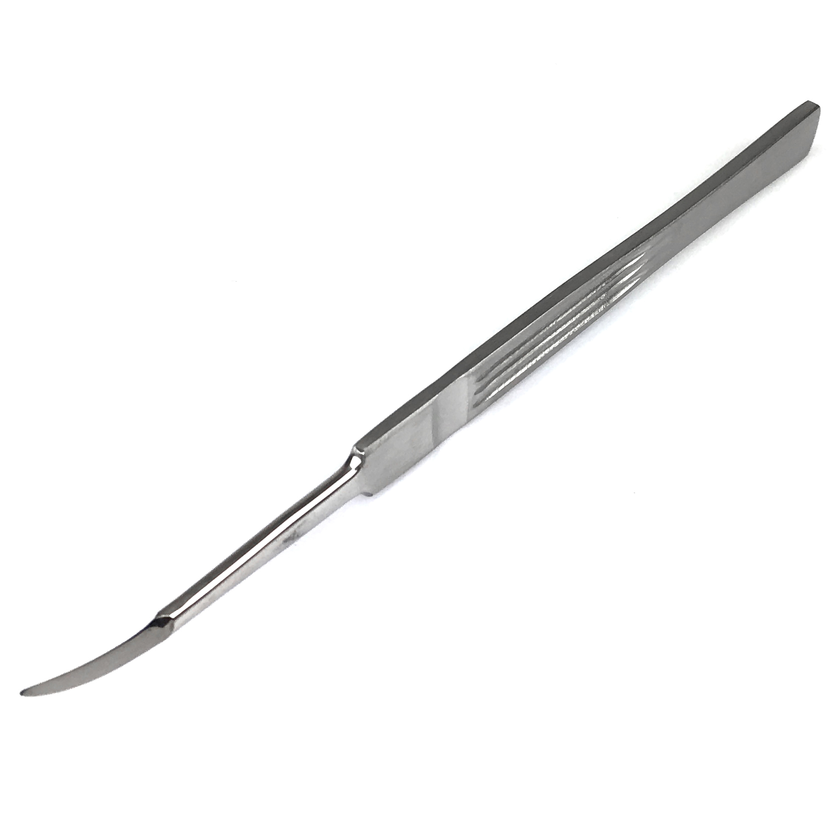 Скальпель серповидний, № 63. Довжина 17 см, довжина леза 20 мм